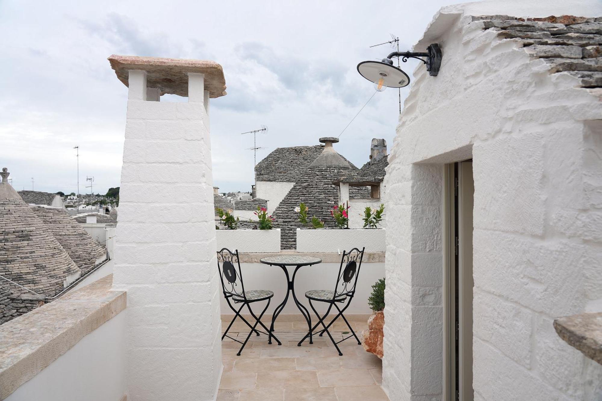 Trulli Occhi Di Pietra Historical Experience Villa อัลเบโรเบลโล ภายนอก รูปภาพ